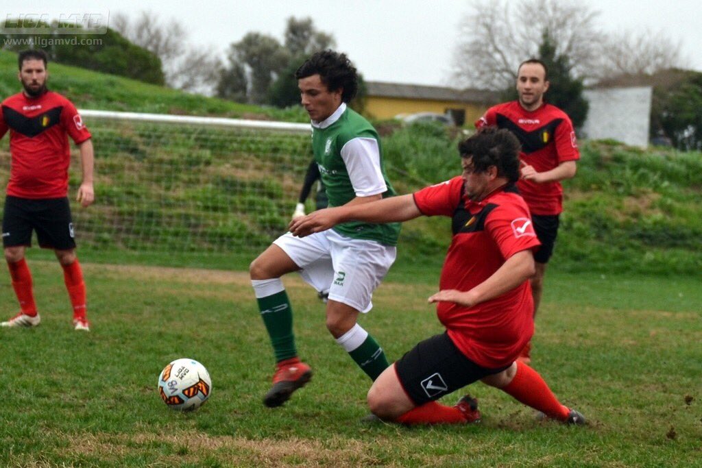 Verder Bremen F.C (@verderbremenfc) on Twitter photo #CumpleañosVerde del más chico del plantel, feliz cumpleaños pelito!! <a href="/juanchicaba12/">juan diego</a> #MessiNegro #CumpleañosVerde del más chico del plantel, feliz cumpleaños pelito!! <a href="/juanchicaba12/">juan diego</a> #MessiNegro