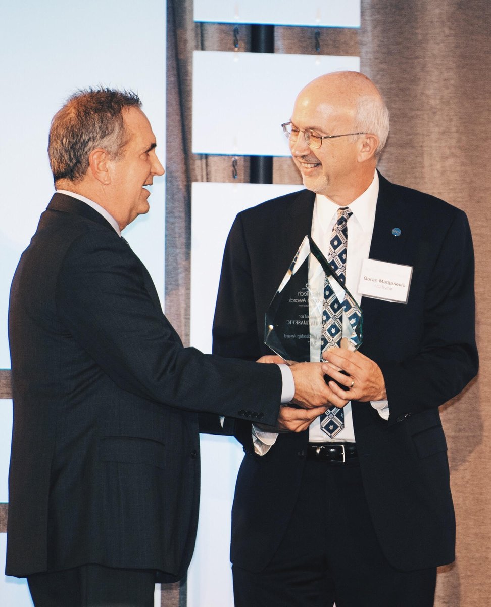OctaneOC's tweet photo. Our CEO, @bcarpou, presenting the 'Outstanding Contributions to the Orange County Business Community' Award to @goranm, Sr. Assistant Vice Chancellor, Alumni & Constituent Relations, @UCIrvine at #HTA2017. Don't forget to get your nominations in #HTA2018 https://t.co/emHbZbuAj9 https://t.co/zkI2OyzsgL