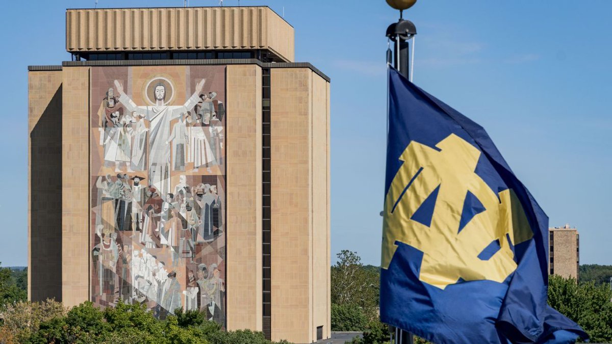 Pyrek_VIPFAN's tweet image. N. Dame critical of NCAA after appeal denied dlvr.it/QGCMd2 #FireFan