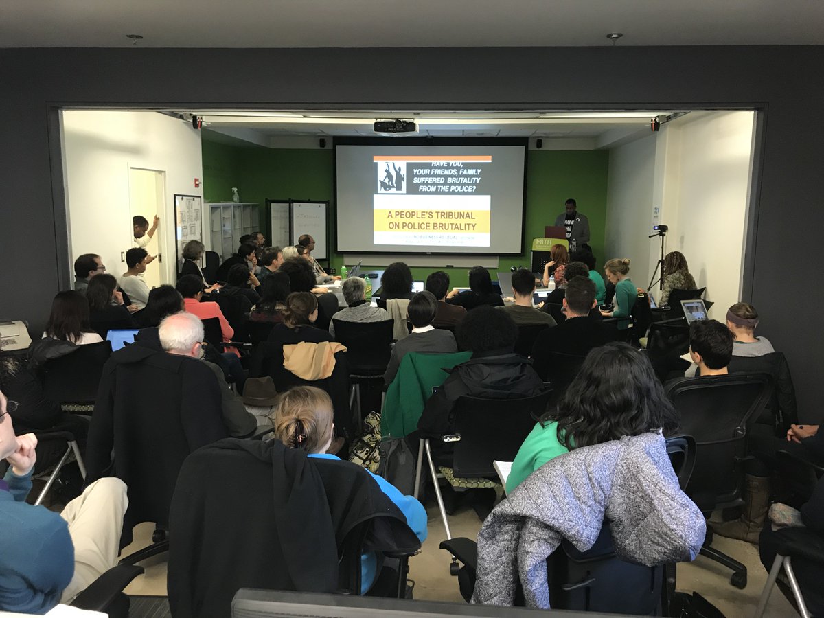 UMD_MITH's tweet image. (More than) full house for @jmddrake #mithdd