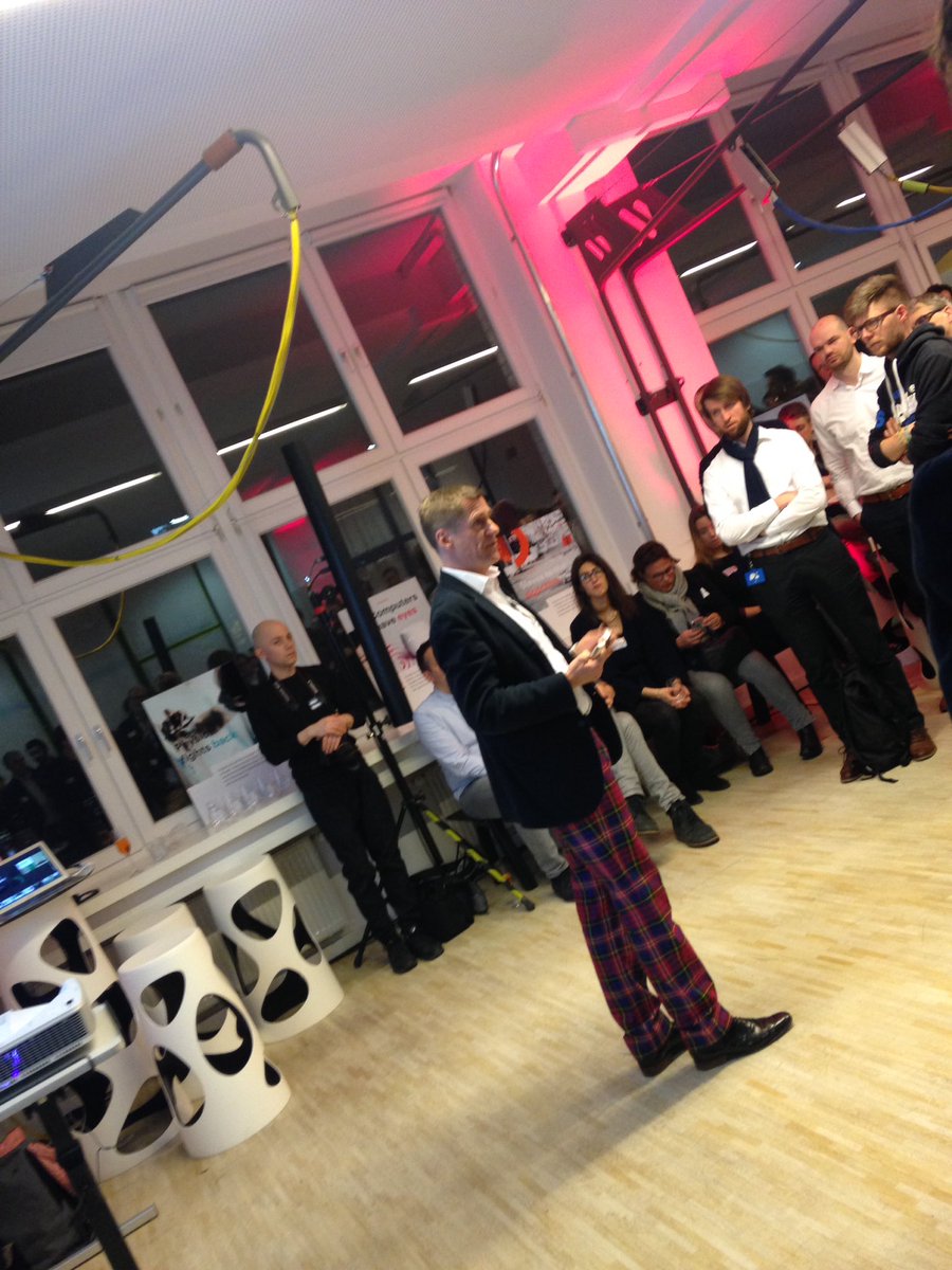 Fjord Trends are showing the key topics which will impact business &amp; society! #fjordtrends #fjordberlin #MarkCurtis <a href="/AccentureDACH/">Accenture DACH</a>