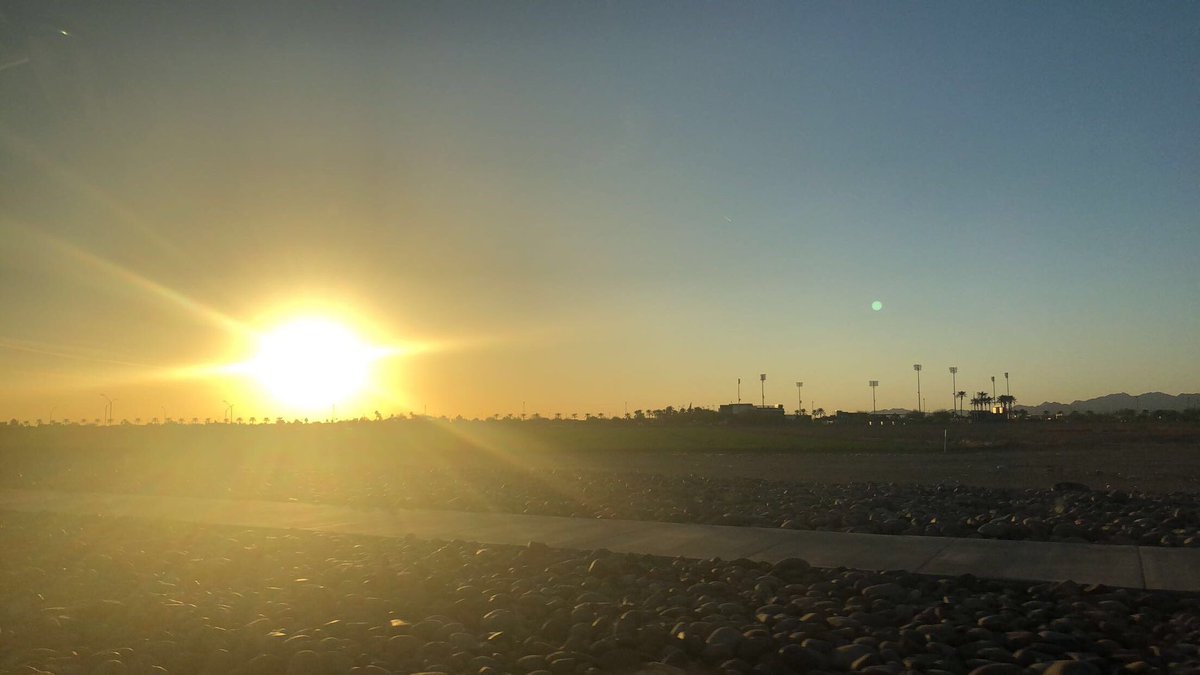 acamacaro64's tweet photo. It’s almost Baseball Season 😉 AZ Spring Training 2018 🏜 https://t.co/8KgeDKIIvh