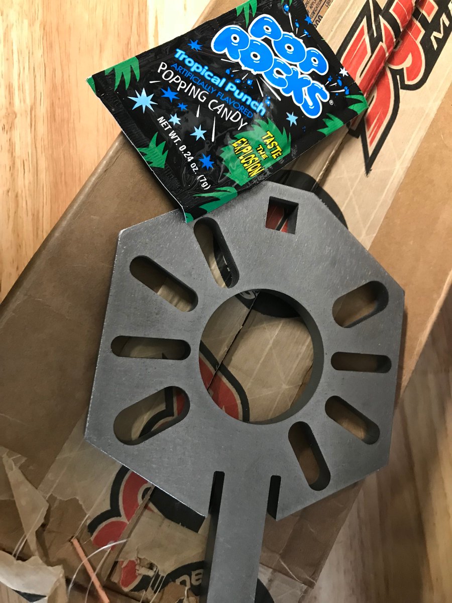 Of all the #Jeep parts I've ordered, the ones from <a href="/BleepinJeep/">BleepinJeep</a> have, by far, the best packaging. Somehow they knew I'd need extra Pop Rocks to get the transfer case flange off. #OIIIIIIIO