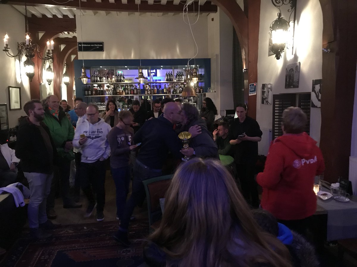 <a href="/WereldRegio/">WereldRegio</a> bedankt wat een leuke avond! Gefeliciteerd PVDA.