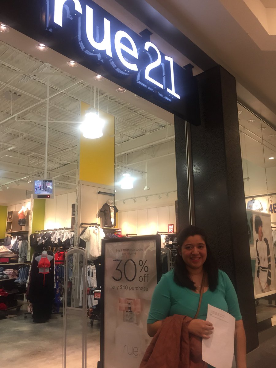 AbbyHughesSPED's tweet image. Wish Adriana some luck as she just interviewed for her dream position @rue21 @rue21jobs @IngramParkMall!  🤞🏻Adriana ❤️’s fashion, design &amp;amp; all things @rue21 !  #OpenTheDoor #InclusionAtWork #FunEnvironment