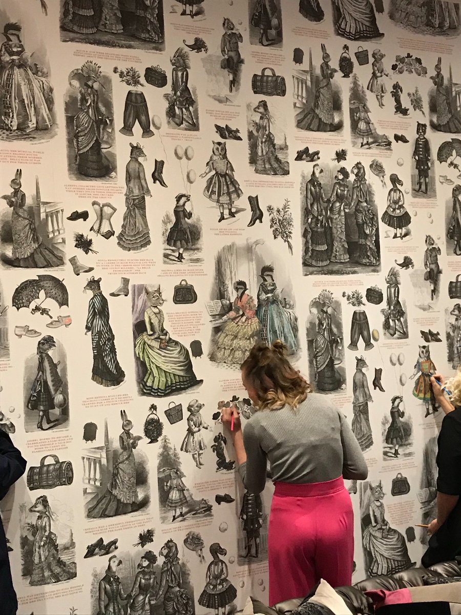 Great launch of new wallpaper <a href="/ExhibitionistLN/">Exhibitionist Hotel</a> with Charlotte Cory #colourme #wallpaper