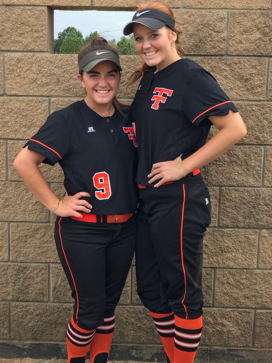 morganwofford's tweet image. ❤️❤️❤️#post4seniors #SPARKWeek