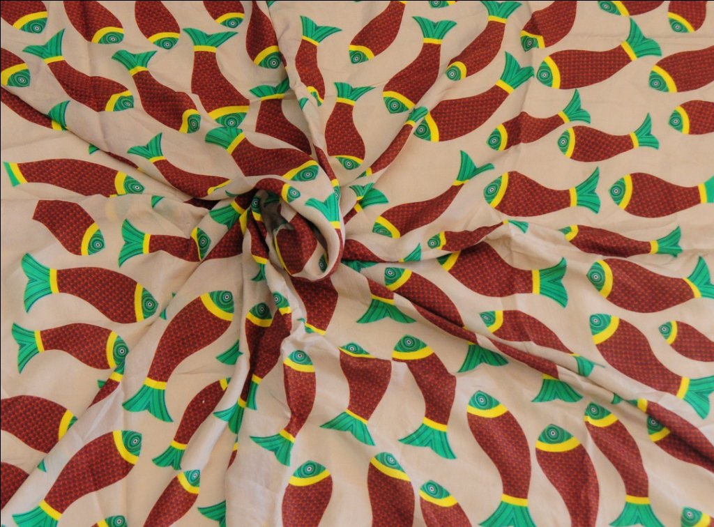 Talesonsilk's tweet photo. SALE ends tomorrow! Get a very special bag and/or scarf for yourself, your beloved, your valentine, your Galentine today! #SALE #endstomorrow #valentine #GalentinesDay #valentinesdaygifts #bags #scarfs #etsy #etsian #fashion #talesonsilk https://t.co/CPdmiVpNiW https://t.co/qgWsTijmz4
