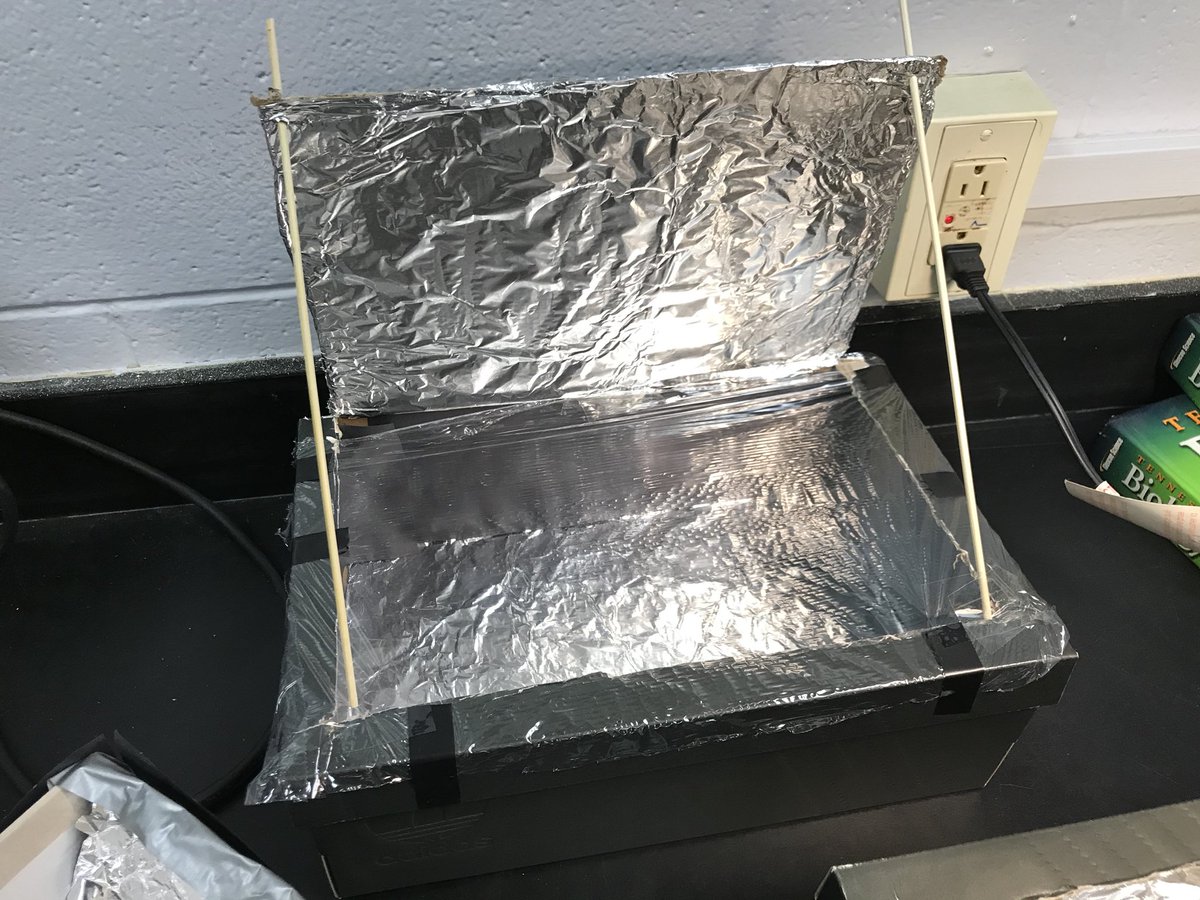Official_Mchill's tweet photo. Testing out the solar ovens. 
@RyanBJackson1 @MPHSBioAPES https://t.co/fNUNCWjJuJ