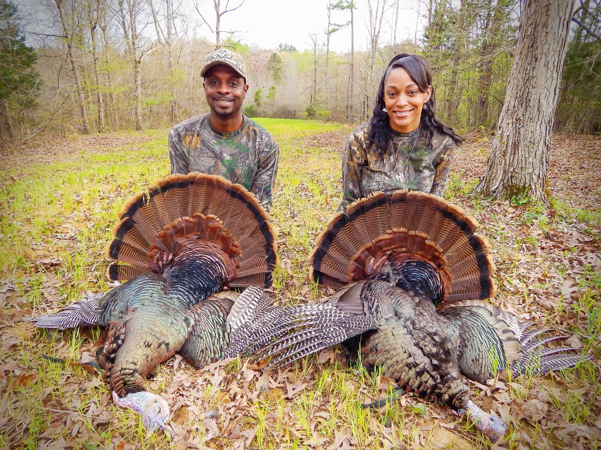 HALO_Hunting's tweet photo. Turkey Tuesday! We put the “Mississippi Shuffle” on’em! Let’s see yours! #hecsstealthscreen https://t.co/jEUv8airVe
