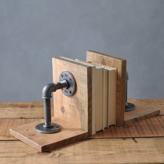mywarehousehome's tweet photo. WIN this pair of bookends from @moadesignuk! Simply RT &amp; Follow both of us to enter. #WinItWednesday #giveaway https://t.co/MPiFDEkkUf