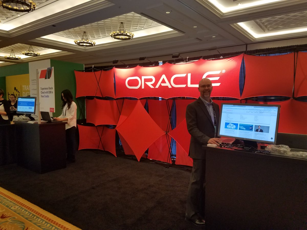 bytebiscuit's tweet image. If you're at the TDWI Big Data Leadership Summit, come say hello at Booth 101! #TDWILasVegas #oracle #oraclebigdata #bigdata