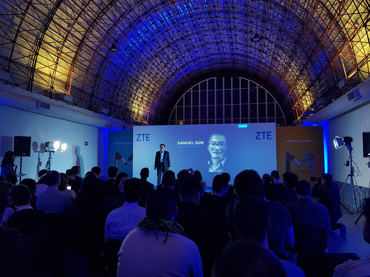 El #AxonM de <a href="/ZTE_es/">ZTE|nubia España</a> llega a España: el primer smartphone con pantalla plegable llega al mercado para abrir una nueva categoría