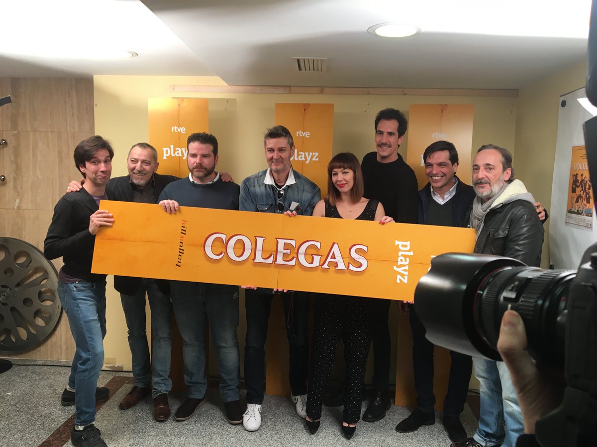 borialMgmt's tweet photo. Hoy se ha presentado #Colegas, la serie que recupera el espíritu de las ficciones juveniles de los 90, con la participación de nuestro representado #JaviColl.
¡Esta noche ESTRENO! #ColegasLaSerie en playz de @rtve
#borialmanagement
@javicollok #actor https://t.co/zQiImTRaKc