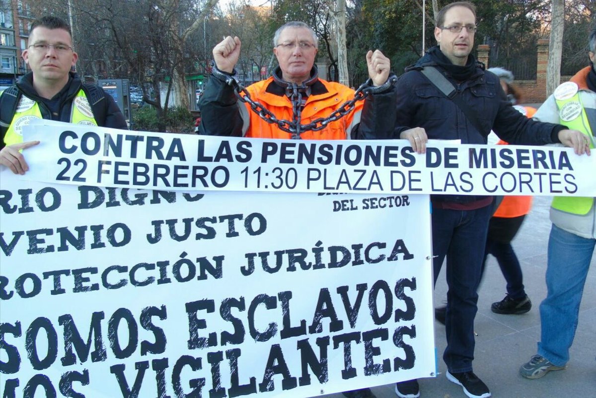 MiguelARevoluci's tweet photo. Por las pensiones presentes y futuras 22 Febrero ¡TODXS A LAS CALLES #PensionesDignas @pensionazo_no @ilpRentaBasica @VVSSUnidos #CepedaEresMagia #ElPozoMiente Felipe González #DebatesTO #OTDirecto13F #cardoslozano Oxfam Internacional Nicolás Salas Erasmus a Italia https://t.co/DTAhIBUKsi