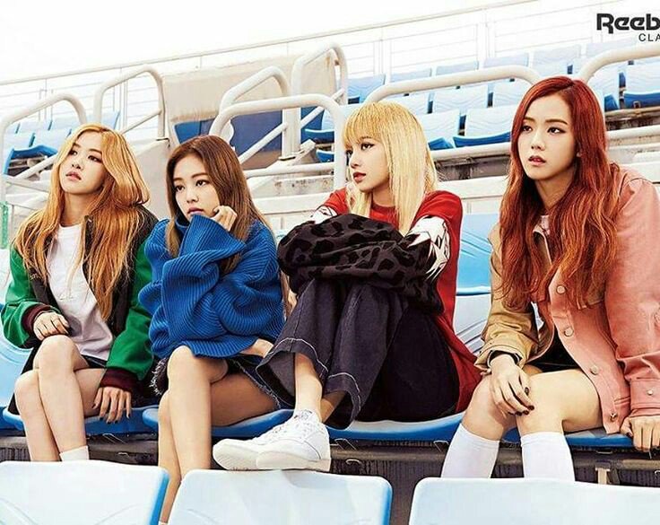 pinkblacklalisa's tweet photo. eu AMO vocês ♥ https://t.co/SZgon1fHRt