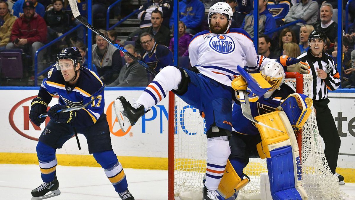 Pyrek_VIPFAN's tweet image. Central Division at the trade deadline: Plenty of Cup contenders -- and buyers dlvr.it/QGD53V #FireFan