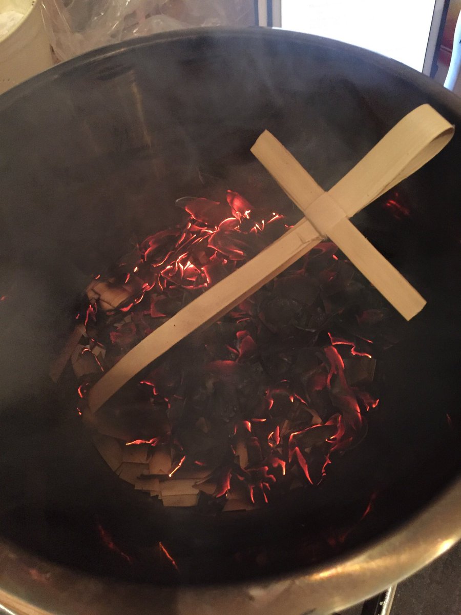 SueSueFoster2's tweet photo. Palms burned and smelling wonderful, ready for the Disposition of Ashes @Church_St_Marys Hadleigh 1930hrs tomorrow. All welcome to start your Lenten journey with us. @CofEsuffolk https://t.co/9VV0qOhNJM