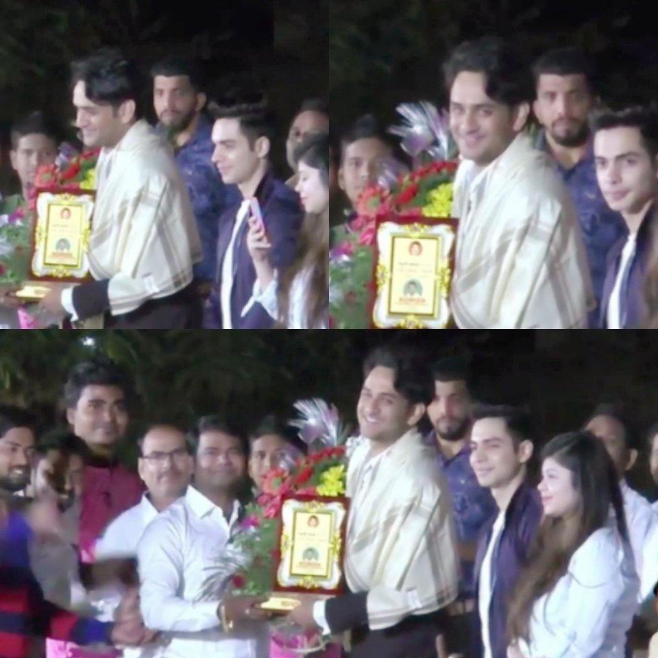 Varun051288's tweet photo. #VG at navi mumbai cricket event.

#BB11 #BigBoss11 #VikasGuptaFTW #VikasGupta #Lostsouls https://t.co/tw8eb6t8At