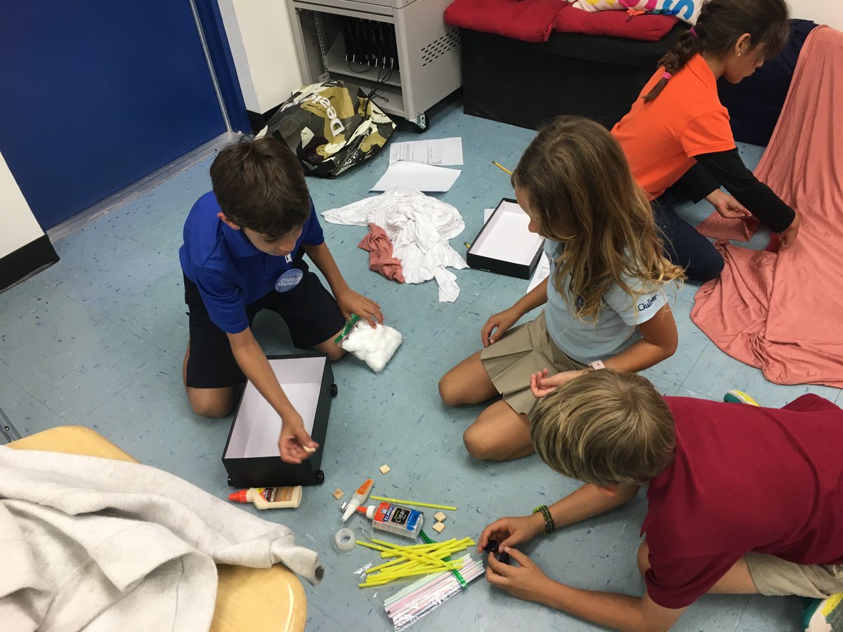Rios3rd's tweet photo. #GSLearning  PBL making wagons for Pioneer Day. https://t.co/biVDXwLzQa