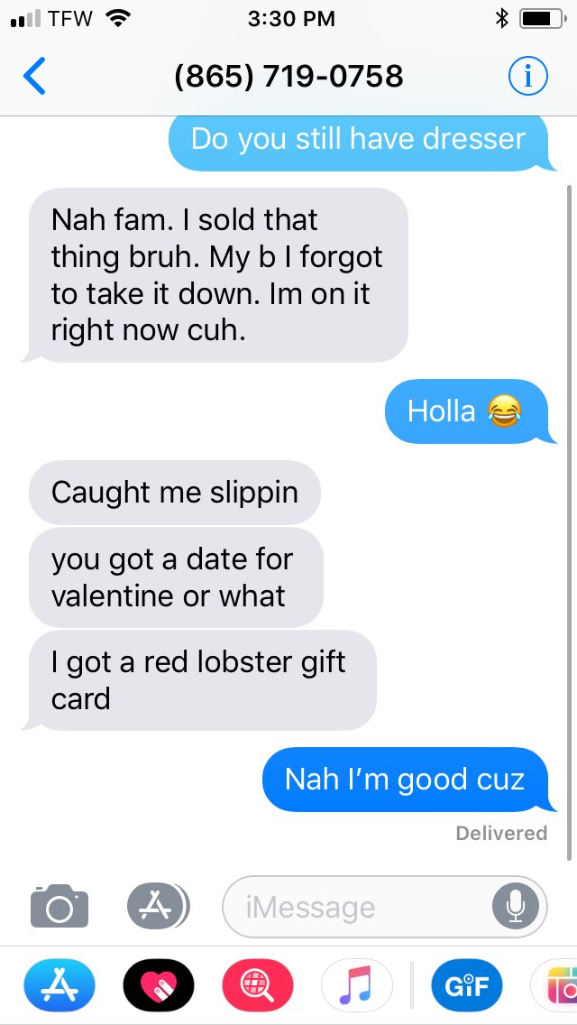 KayleeNichole24's tweet photo. When your mom texts a number off craigslist about a dresser😂🤦🏼‍♀️ https://t.co/SNFoDIm1mv