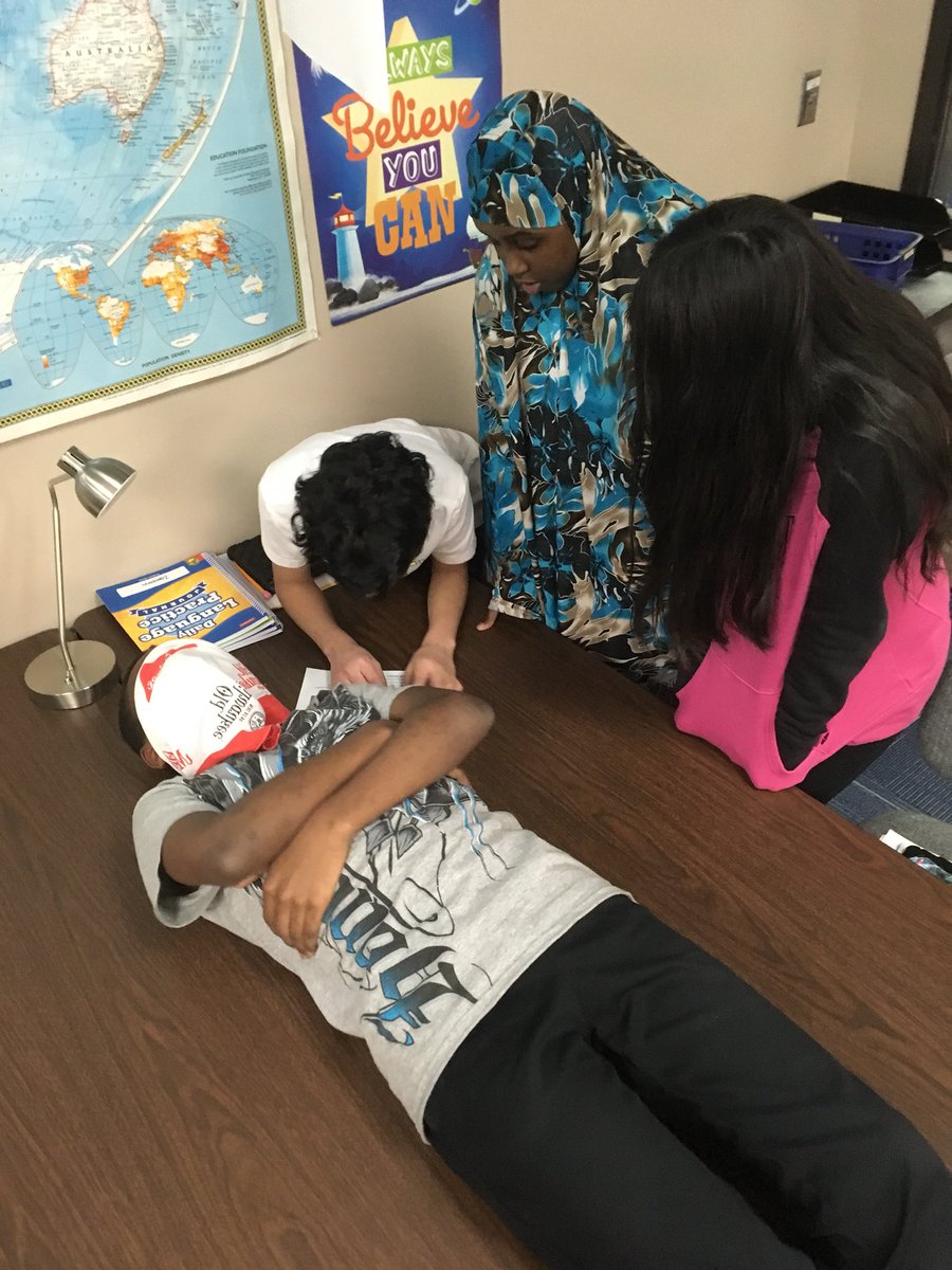 MsMason14's tweet photo. Events day 2: Draw your country (on a paper plate on your head), character trait LUGE activity, and “don’t blow the joker.” https://t.co/12XgLe7fH1
