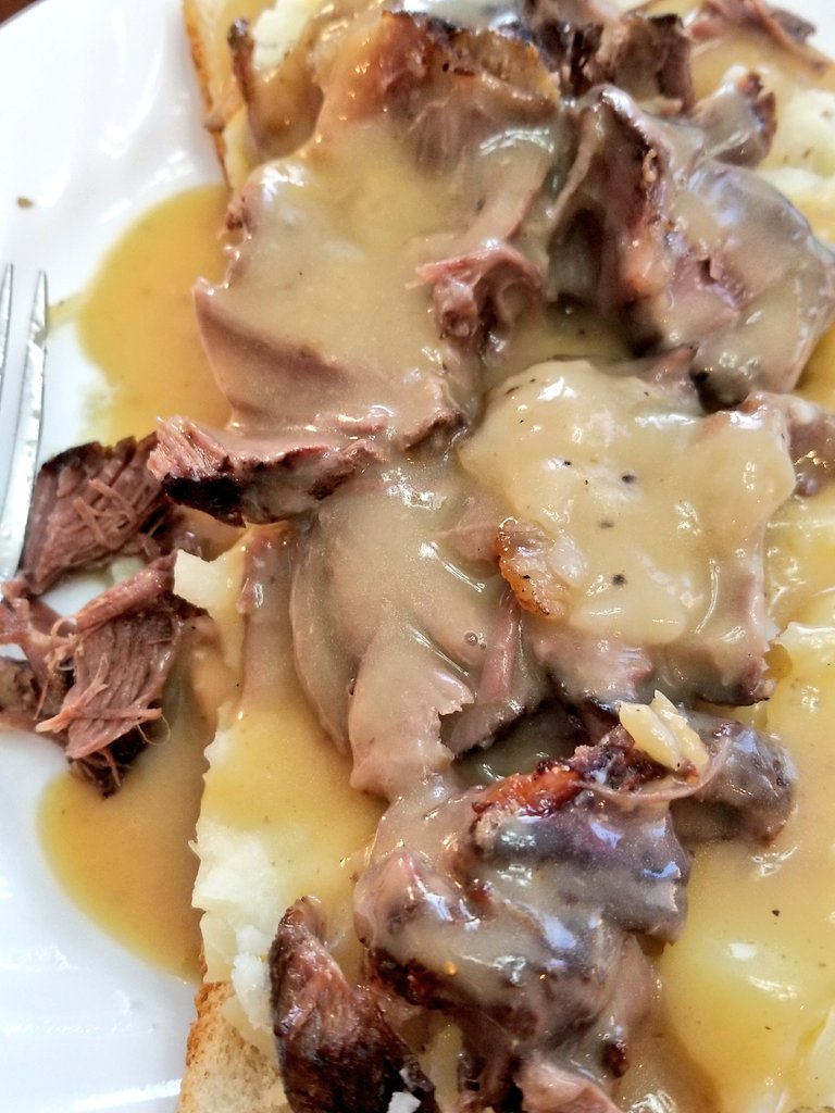 topshelf7294's tweet photo. #homemade @beefcommercials tonight. #extragravy #extrapepper #topshelf https://t.co/IastucODrz