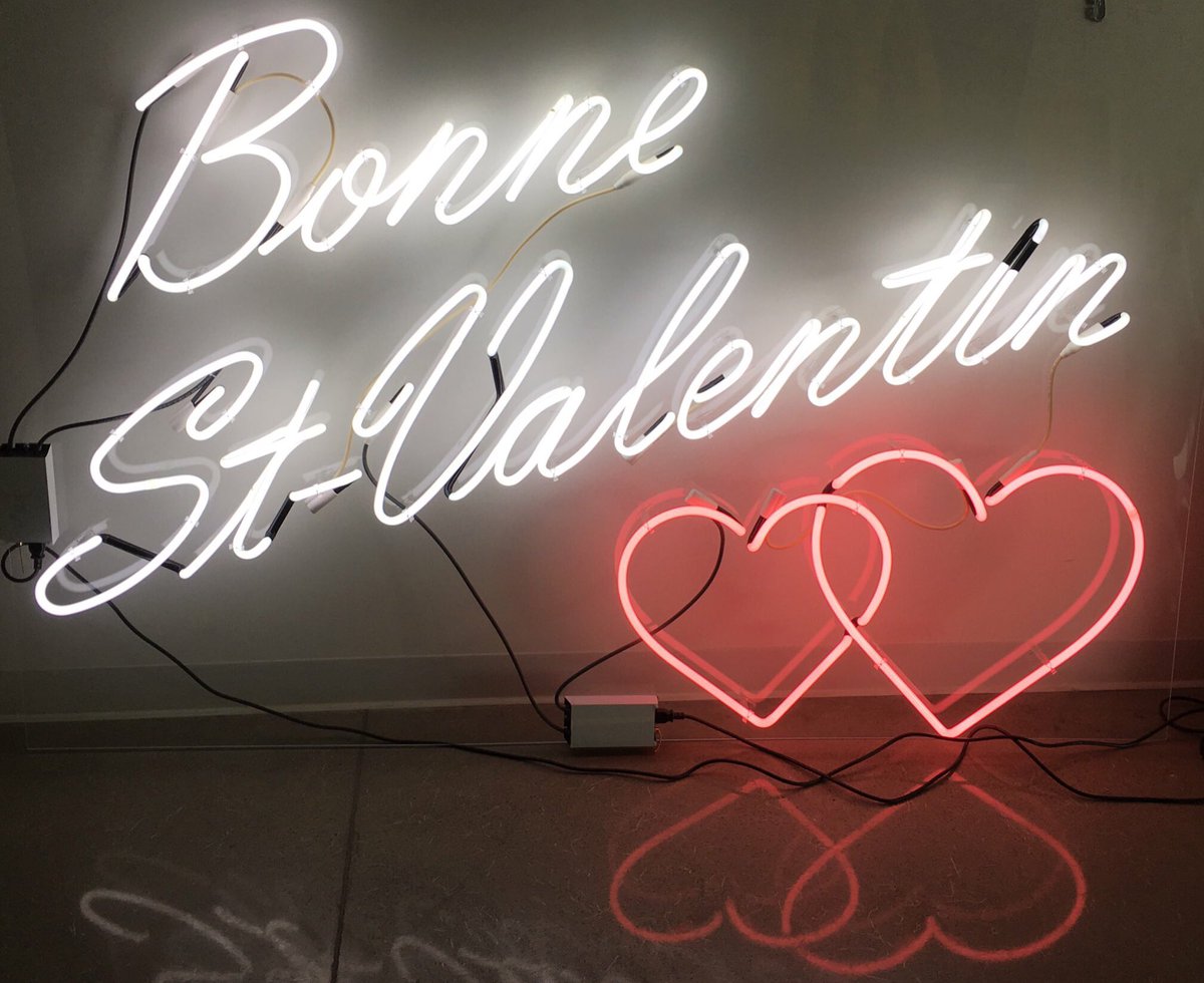 MontrealNeon's tweet photo. Our window of love.
Voici notre vitrine célébrant l’amour. ❤️❤️❤️
#ValentinesDay #Signindustry #signmanufacturers https://t.co/CvgqQoVXER