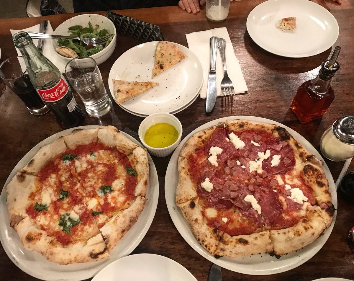Masullo Pizza’s fresh dough makes their rosemary bread &amp; crust magical.

They’ve been around for over a decade but it’s new to us. 

We enjoyed everything we had but it was the freshly made, chewy crust that we can’t stop talking about.

Have you been? #Sacramento #masullopizza