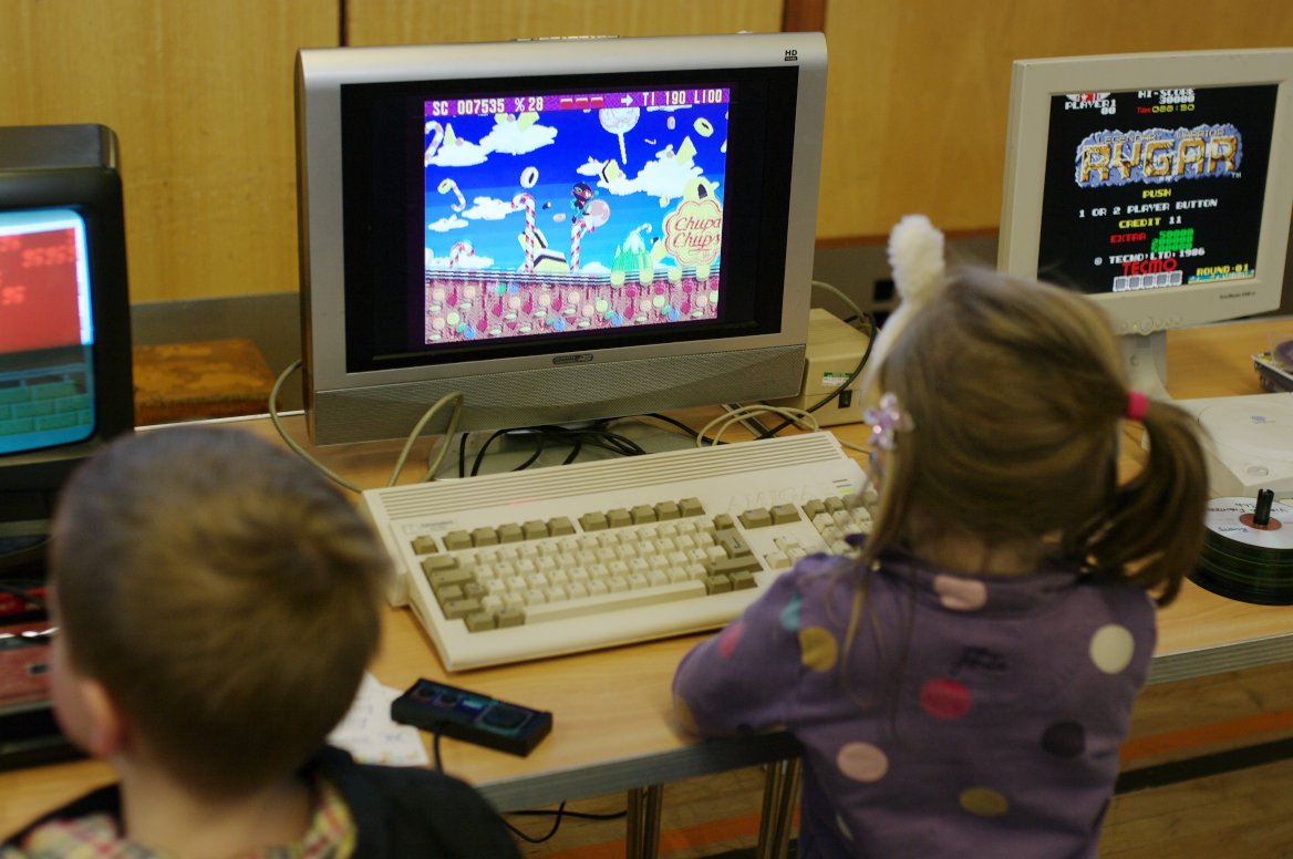 AmigaUserInt's tweet image. This Saturday sees Recursion Computer Science Fair at King Edward VI School in Stratford upon Avon. I will be reporting on the event, which always has an Amiga section, for the new #Amiga User International website. Details recursioncomputerfair.co.uk Pictures courtesy Recursion.