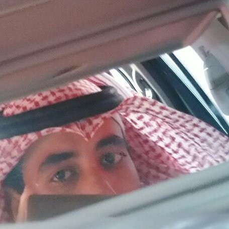 ابطنخ مدام ني معافا وراسي حي
لون الزمن يقسى علي ماعلي مننهّ

الحــويـطـي