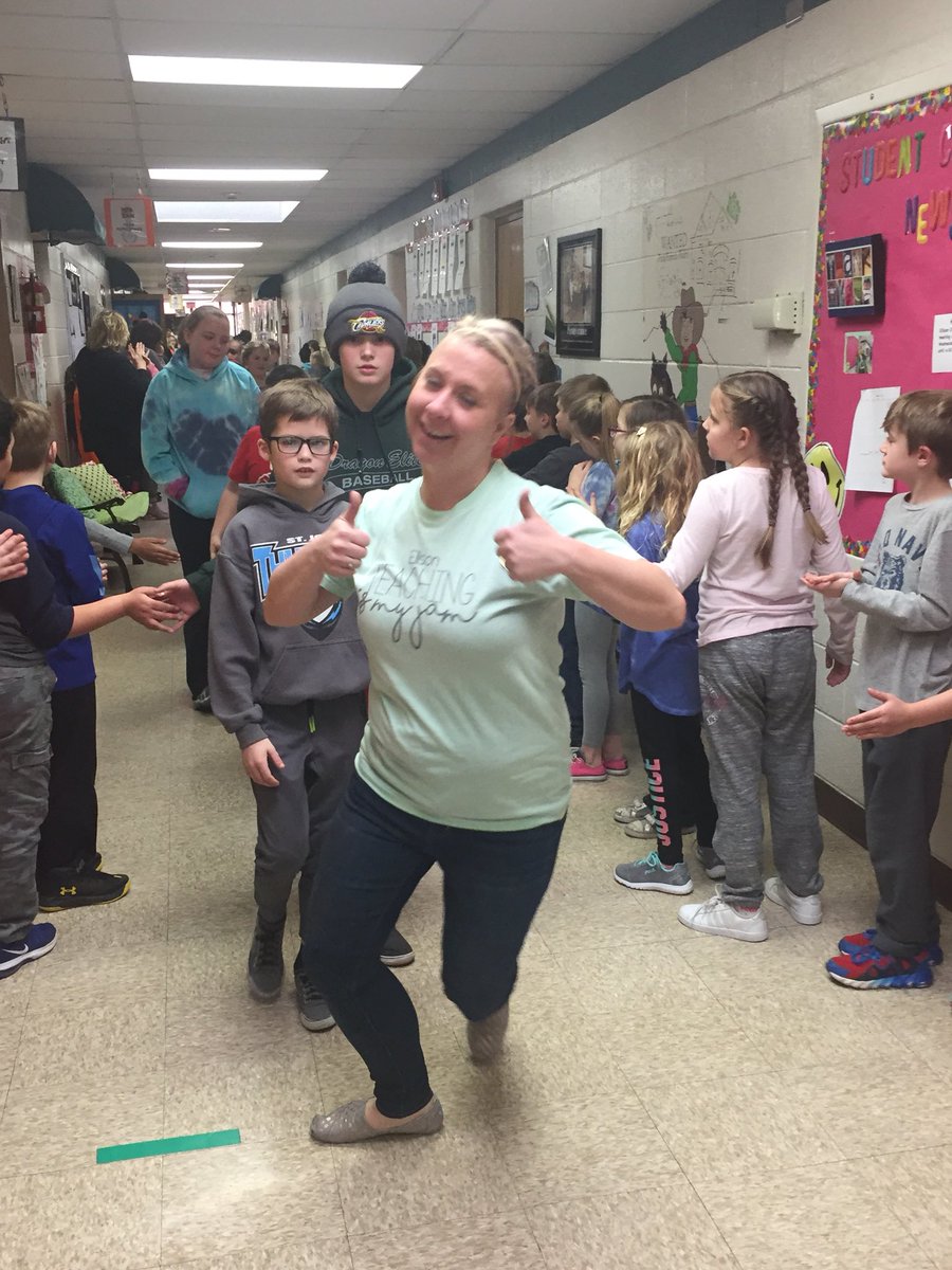 5th grade had the highest attendance at Ellison for the month of January with 97%.  They did the celebratory torch walk through our halls.  #sjsdproud #StriveForFive