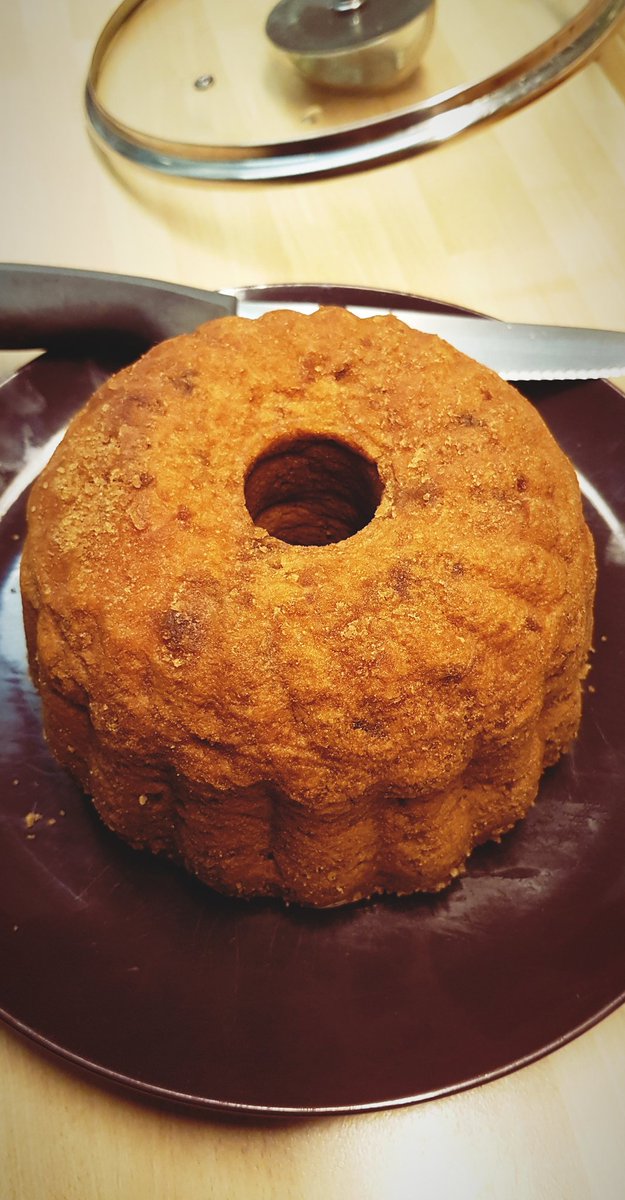 BjornH85's tweet photo. And this was the absolute delicious #drumcake ππ https://t.co/pX4849Hj5f
