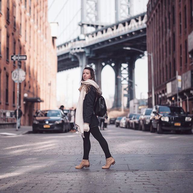 emilylew's tweet photo. New York Nº 2 {tomorrow on the blog} .
.
.
.
.
.
.
.
.
#bigapple #newyorkcity #newyorkcityblogger #nycfashion #streetstyle #streetstylechic #cityscape #cityofdreams #thatsdarling #theeverygirl #darlingmoments #whatiwore #winterfashion #ootd #realoutfitgram #nyclife #somepret… https://t.co/fn1mz0XP6M