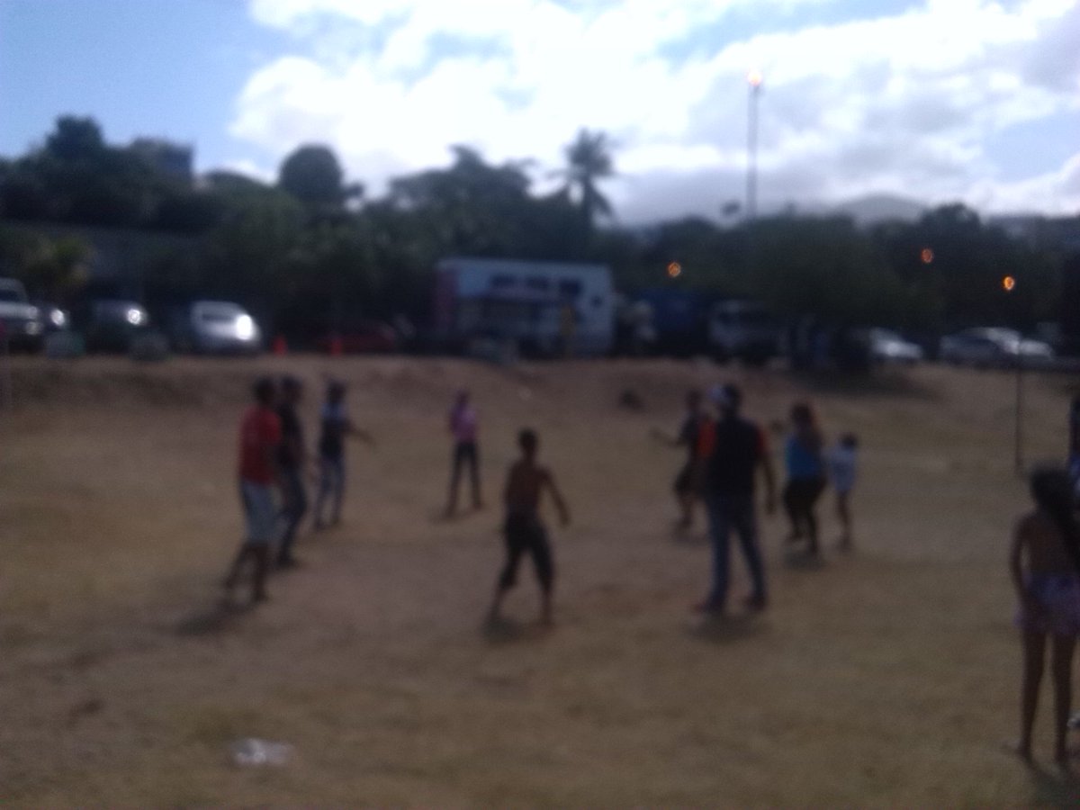 OsirisNazareth's tweet photo. y mas fotos brigada robert serra https://t.co/peiWa5RcKq