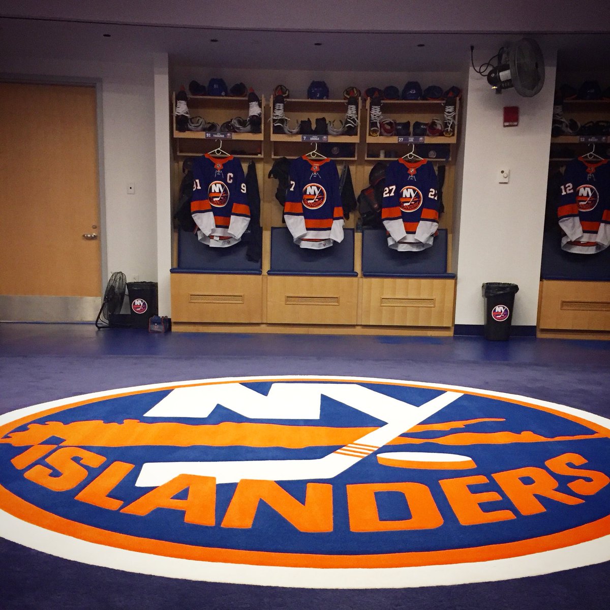 Game 5️⃣8️⃣. #Isles #CBJvsNYI https://t.co/EVzgy73Rx0