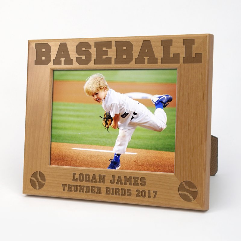 MonogramOnline's tweet image. Showcase your superstars shining moments in a personalized wood picture frame, now only $12.99! 

buff.ly/2EkV0ii
#mymonogramonline #personalized #pictureframe #baseball #dance #football #soccer