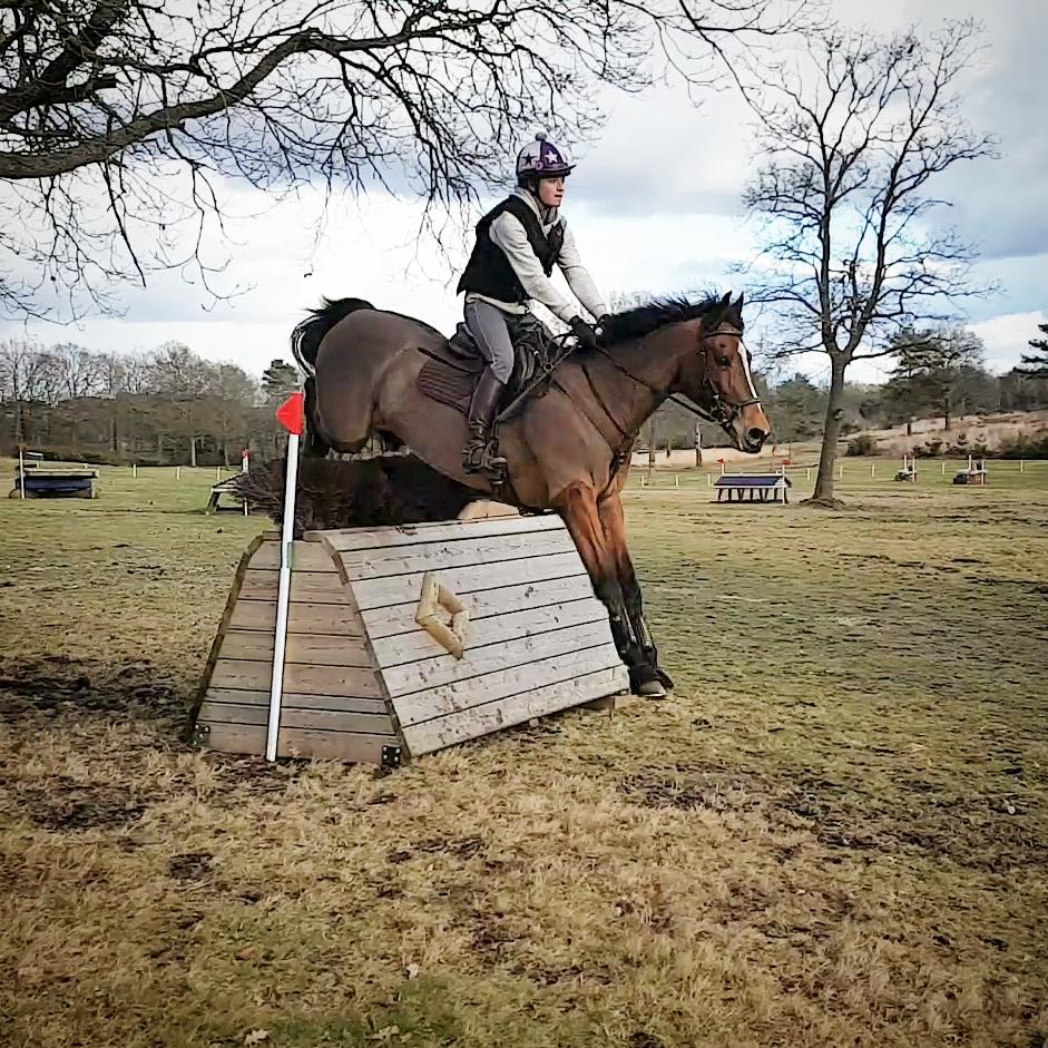 GEWeventing's tweet photo. Enjoyed taking the boys XC schooling at the awesome @TweseldownRC on Sunday. Gold star for 6yo Hudson but Coco was keen to prove he is still the best β€ #crazypony #happytobeout https://t.co/3Lvk0uye0c