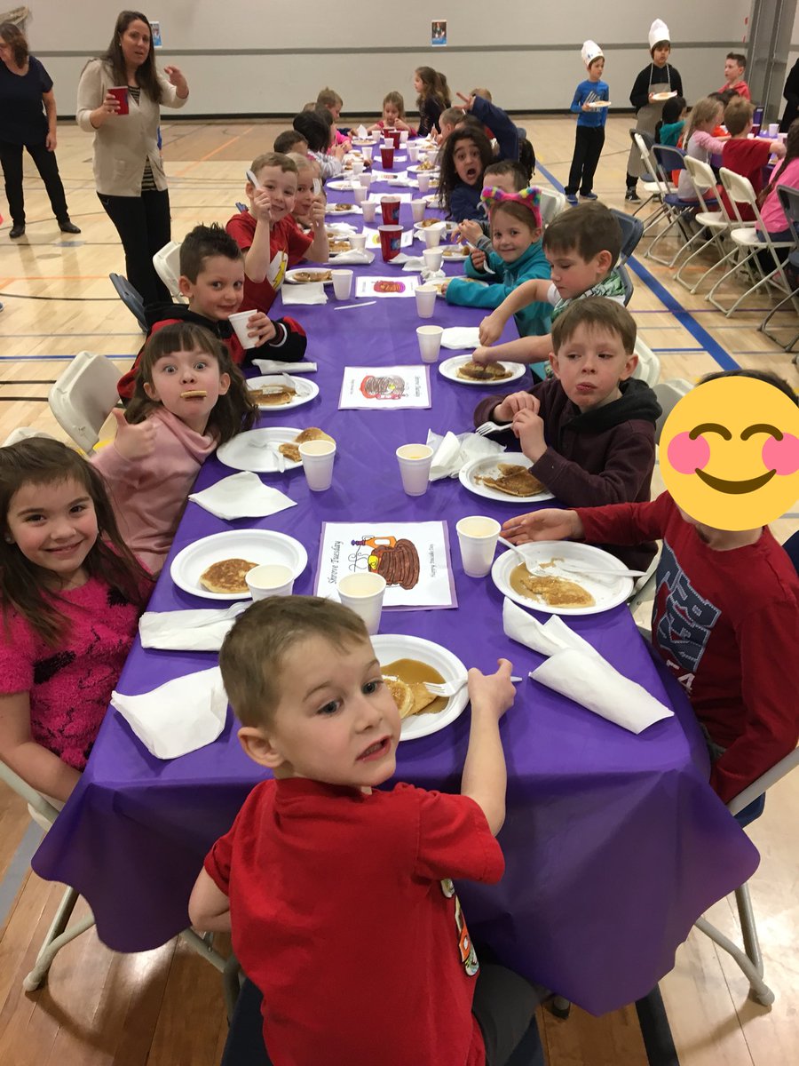 Shrove Tuesday thanks to our terrific Gr 3s. C’était délicieux!
#ENDHuskies #ShroveTuesday