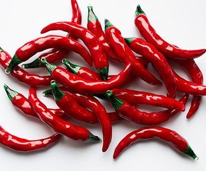 Keyanna517's tweet photo. "You see that "🌶Hot new Emoji🌶🌶"
Hot ain't it... https://t.co/WmE2dvLdfQ