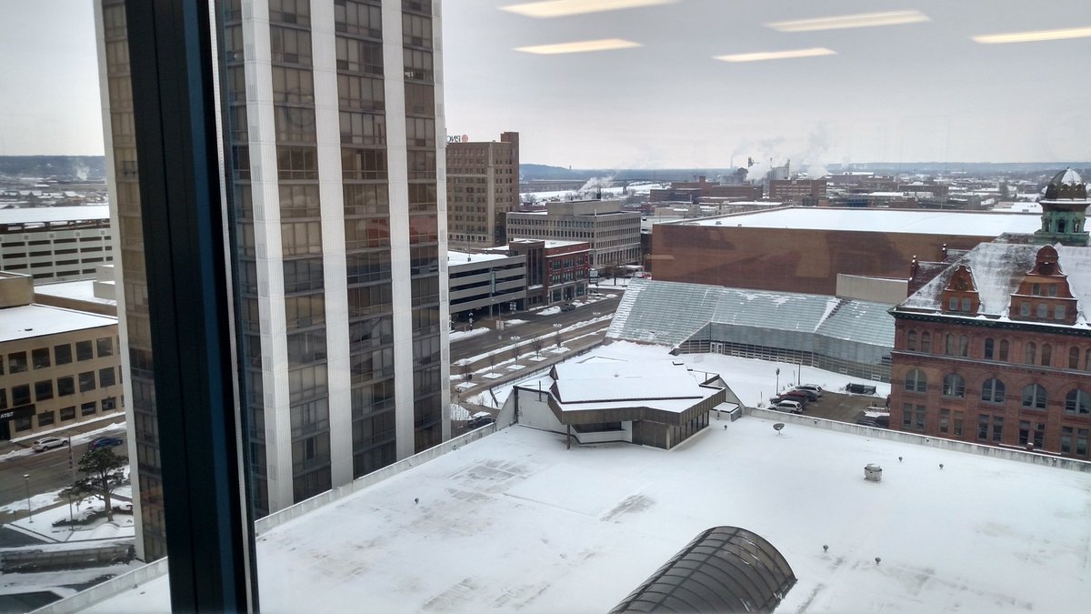 etmcgee's tweet photo. hopefully Peoria has some green rooftops someday. https://t.co/JSpRLmSsK3