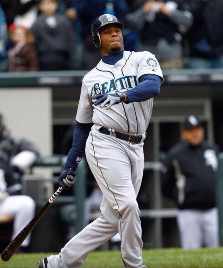 KentMurphy's tweet photo. Today's kids will never understand how good The Kid was ⚾💯 https://t.co/kLDsn0UKdo