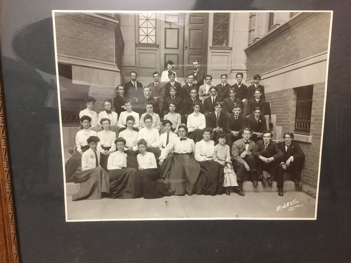 classicalhsaa's tweet image. CHSAA Board Member, Guy Pirolli ‘73 found this photo in an antique shop in Putnam, CT. While the original owner of the photo is unknown, the shopkeepers indicated this photo is one of students at what is now known as Classical High School  #CHSAlumniArchives