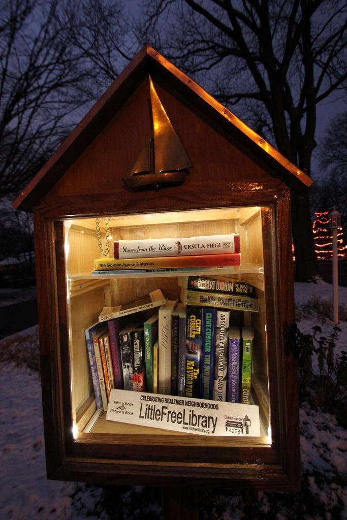 CoMoFreeLibrary tweet picture