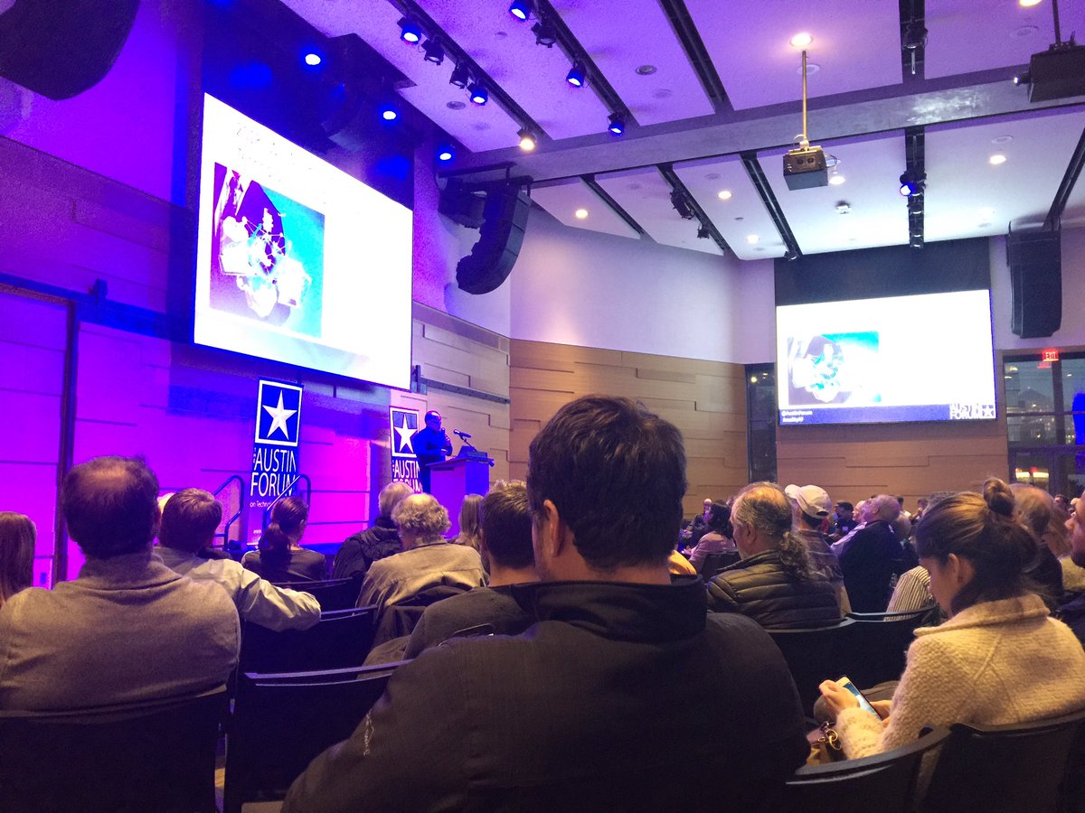barbary's tweet photo. packed house for @AustinForum event on AR/VR with best-ever event hashtag #realityAF #proudAFadvisoryboardmember https://t.co/gXmD3xYapk