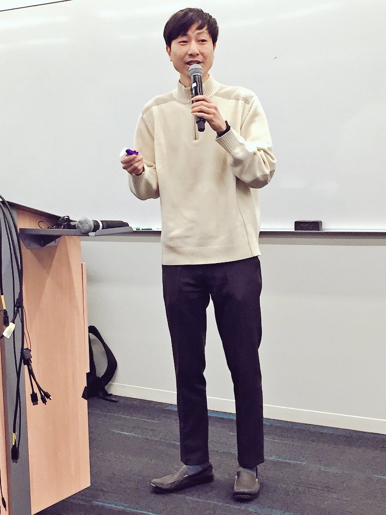 eranycglobal's tweet photo. Have you ever thought about 3D printing? #BluePrintLAB makes it easy for you to customise objects, print it and deliver to your home! Pictured here: Charlie CEO and founder of #BluePrintLAB https://t.co/wm6erotmNq