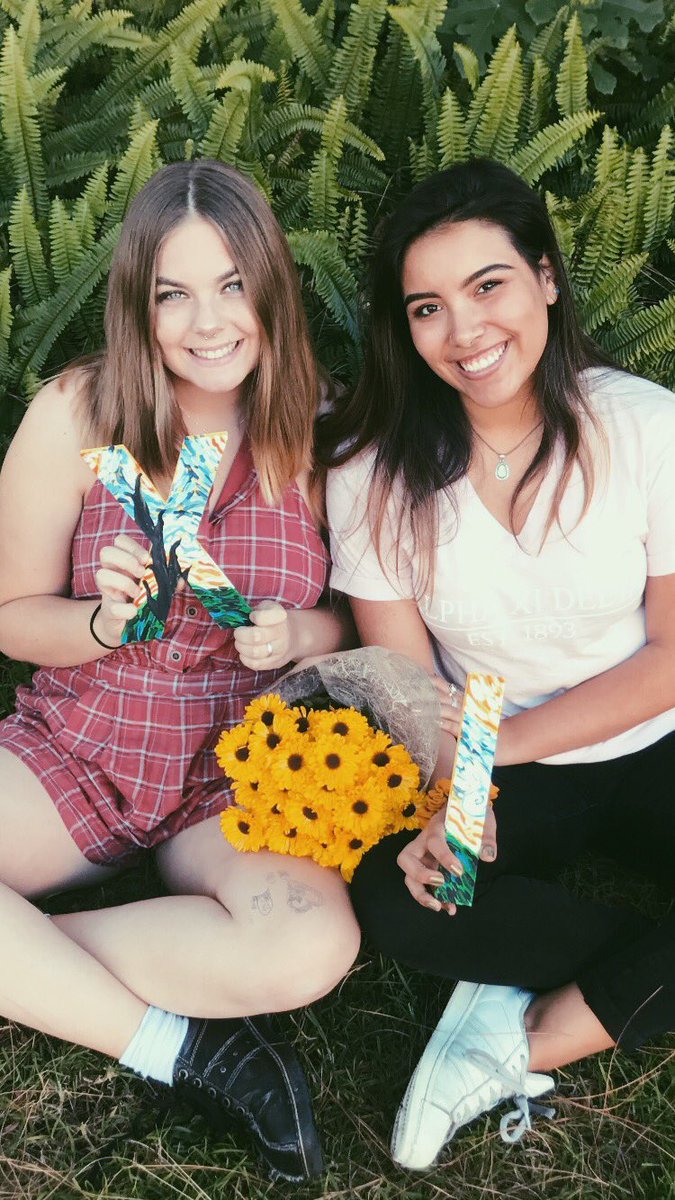 axidcpp's tweet image. Happy #tfjtuesday we hope it is goghing well✨ #axid #vangogh #starrynight