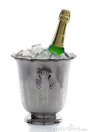 King0fIce's tweet photo. "Enjoy this on the patio, @drragonqueen." https://t.co/KnOHZhad0G