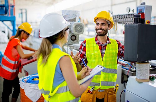 DrugSafeWA's tweet photo. A Drug Safe program is more than just testing. It includes education, workshops and policy to ensure everyone is on board. #drugs #OHS #worksafety https://t.co/bHggfcKU4x
