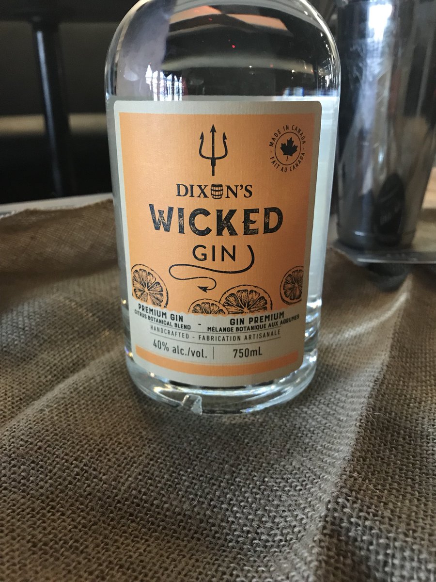 gwwic's tweet photo. We’re excited to announce the winner of this year’s @GuelphYPN Cocktail Challenge @The_eBar is @LesliePubFergus make sure you #askfordixons and try out this awesome pub in Fergus! @dixon_spirits https://t.co/sy7V2IOijA